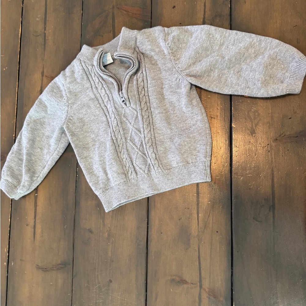 Edgehill Collection Gray Knit Sweater